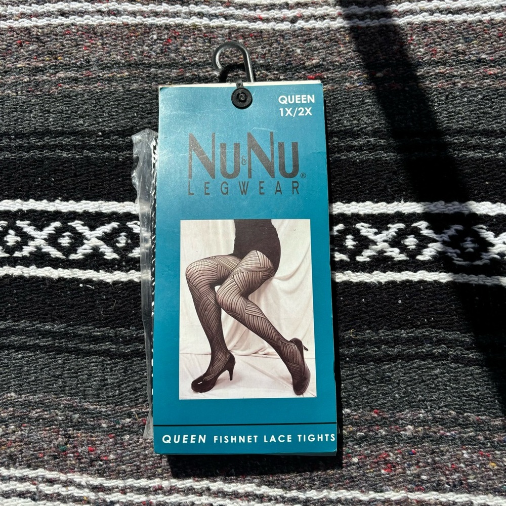NWT NU & NU LEGWEAR BLACK FISHNET TIGHTS SIZE 1X/2X QUEEN
